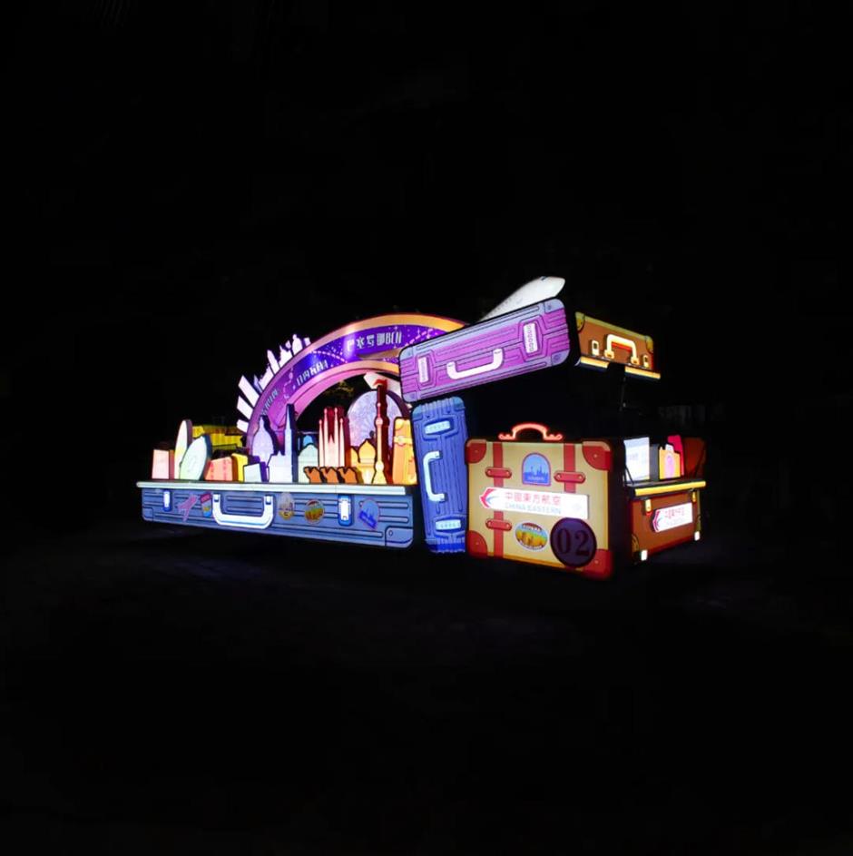 2025年上海旅游节花车巡游暨评比大赛启幕,期待你的参与!