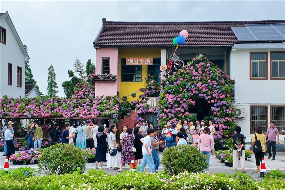 As autumn nears, festivals boost rural tourism