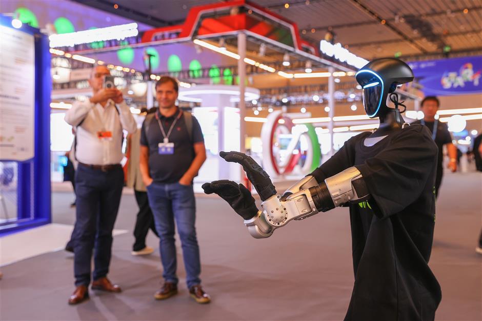 Pujiang Innovation Forum discusses scientific collaboration and innovation