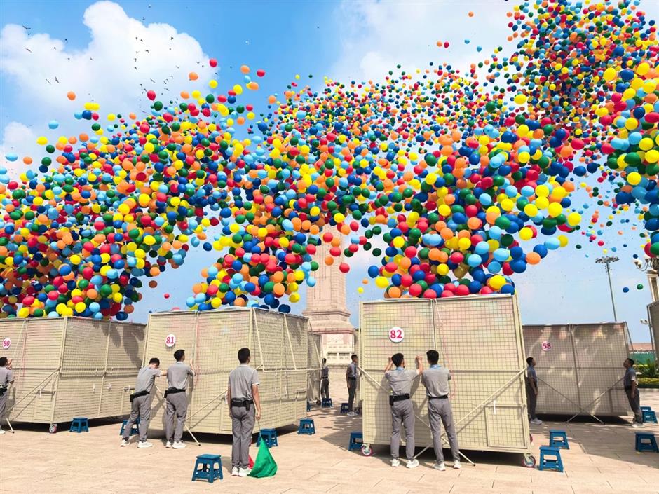 When 80,000 Carefully Chosen Balloons Took Flight in the sky!