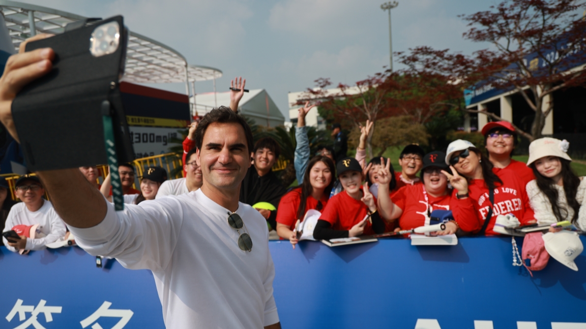 Guess who's dusting off his racket? It's Roger Federer!
