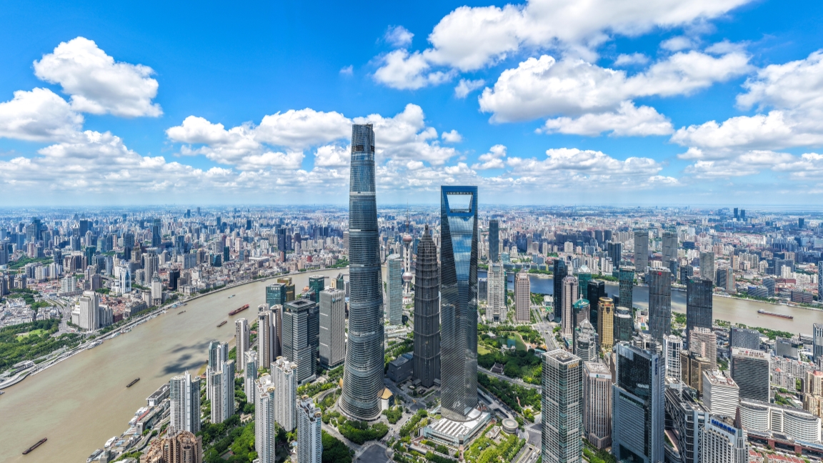 Shanghai unveils outstanding urban renewal projects, seeks balance with cultural memory