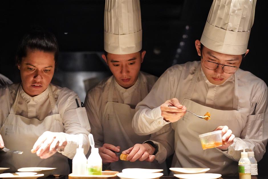 [SH Buzz] 12 New Openings, Revolution and Celia Among Closures!