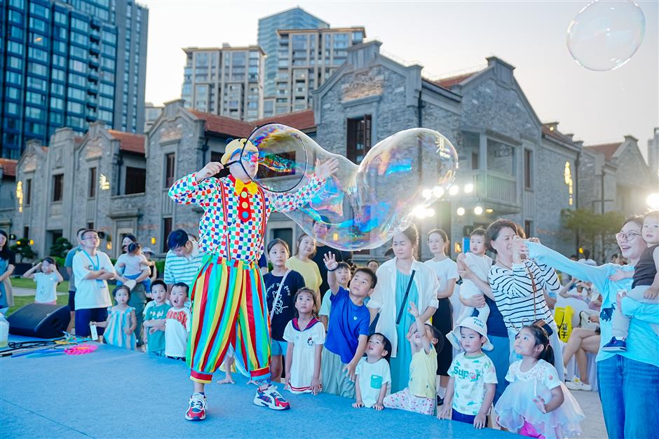 Jing'an sparks summer fun and global talent push