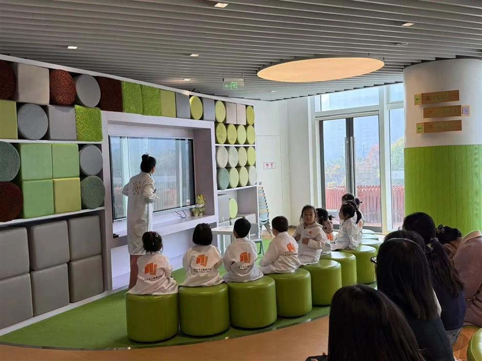 上海少年儿童图书馆2025年国庆节、中秋节期间开放公告及活动预告