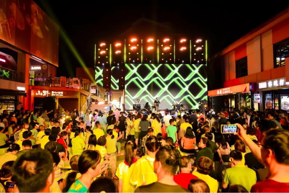 国庆中秋来上海怎么玩?200 多项演出、展览、景点活动等你来解锁!