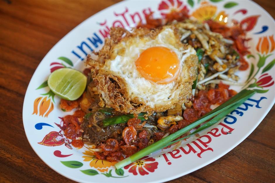 [Weekend Escape] Eating and Drinking Your Way Through Bangkok