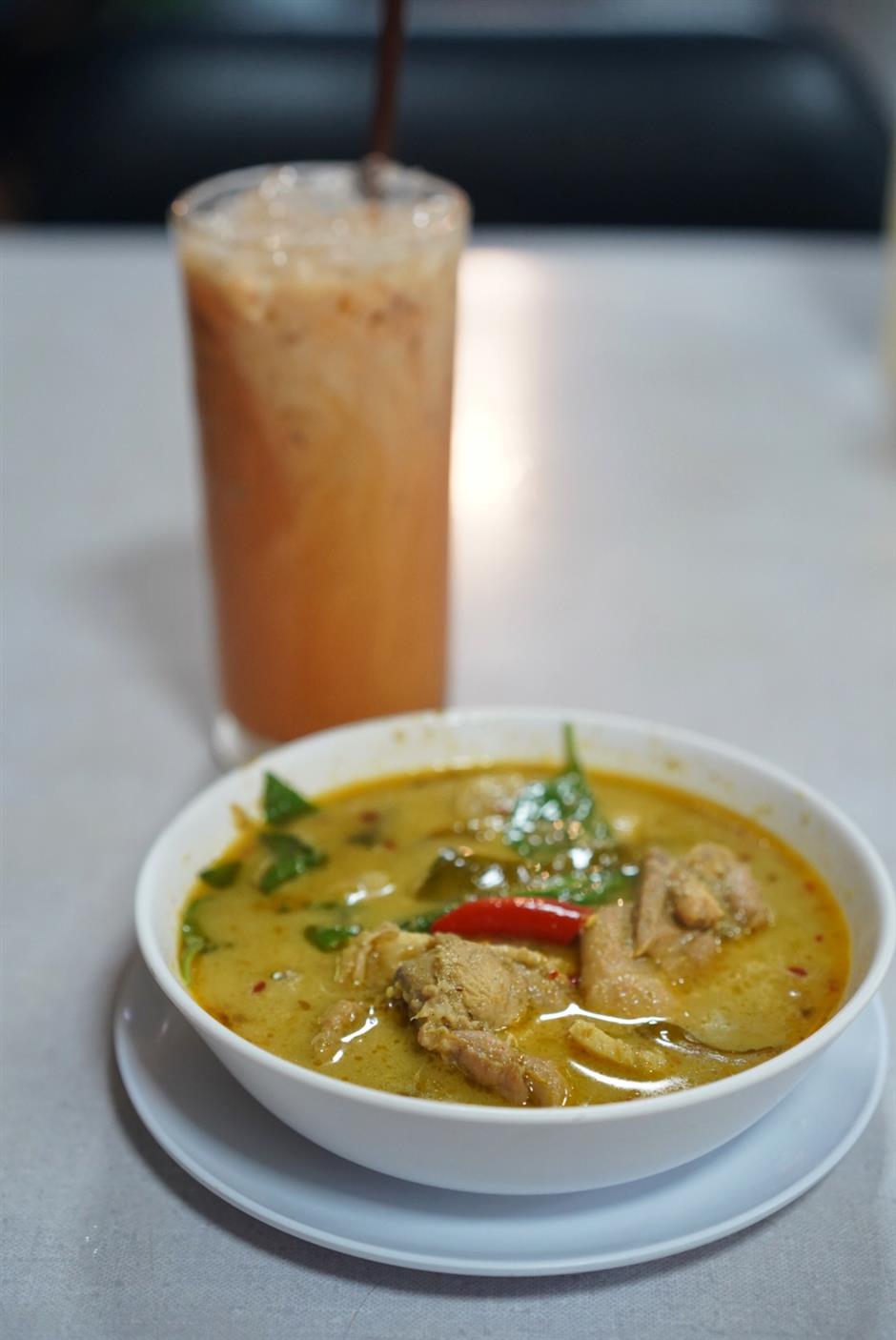 [Weekend Escape] Eating and Drinking Your Way Through Bangkok