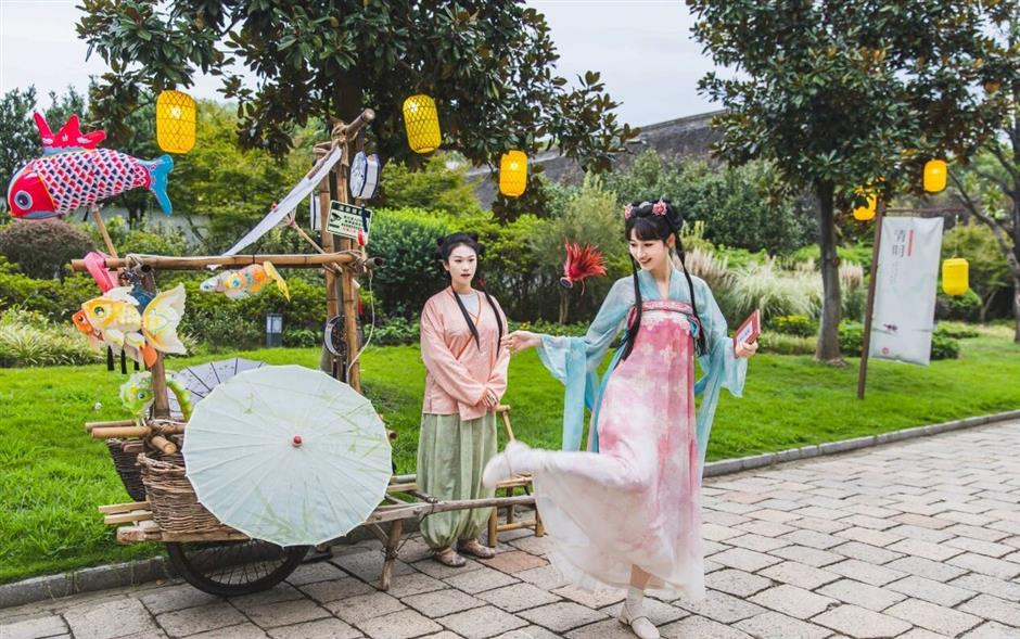 Shanghai Draws Millions As Golden Week Lights Up the City