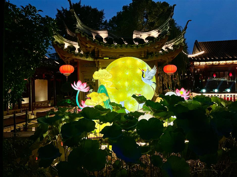 Shanghai Draws Millions As Golden Week Lights Up the City