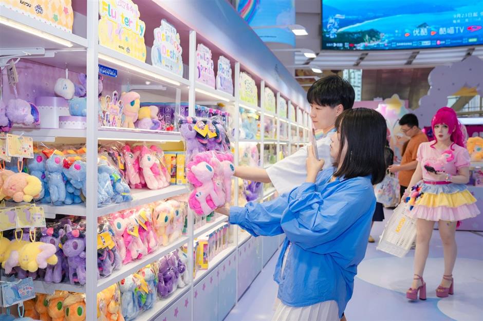 Shanghai Draws Millions As Golden Week Lights Up the City