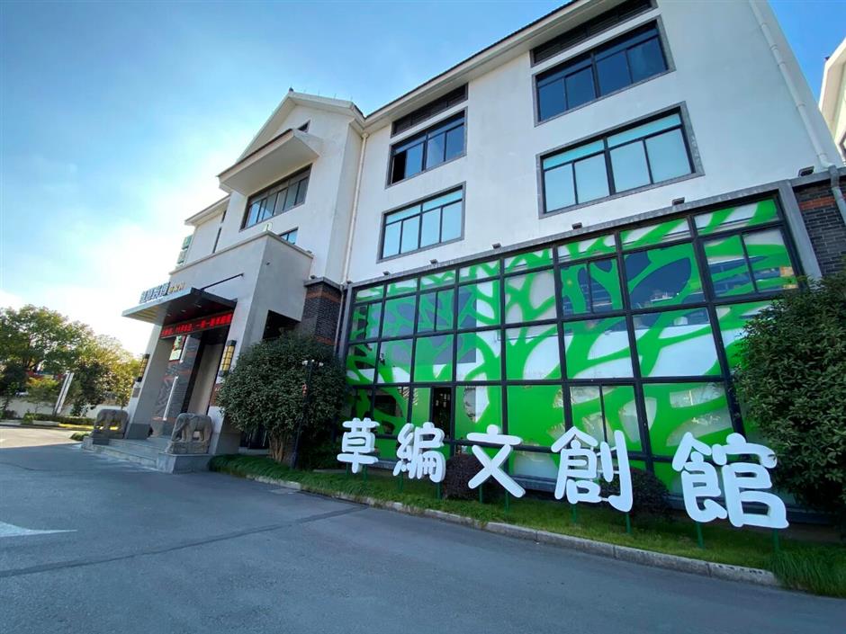 十一玩點不一樣的!軍工重器、新生糧倉、復古影城→