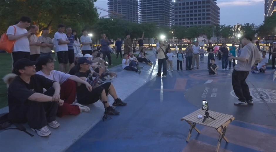 Experience the Vibes of a City with Verve: Profiles