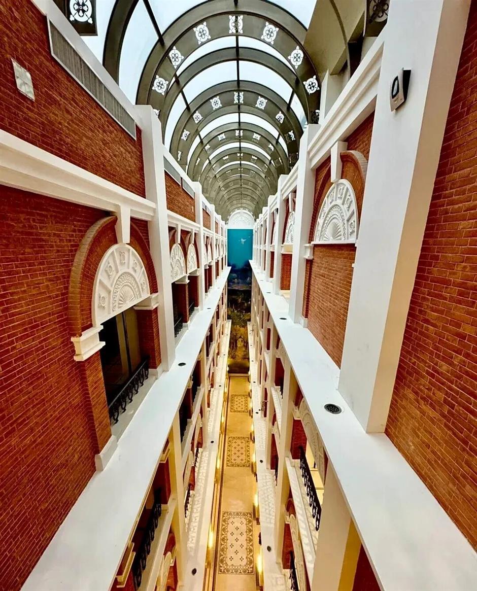 手把手教你走进外滩百年建筑,好多能免费逛