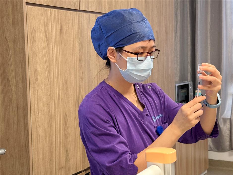 [Expats & Ailments] Singaporean child with rare disease comes to Shanghai for innovative medicine