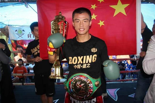 Chinese Boxer Assaulted in Racist Attack on Australia Bus