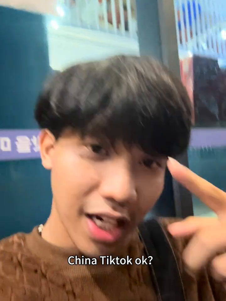 1 Lost Phone, 2 Videos, and an Unexpected Friendship in Malaysia