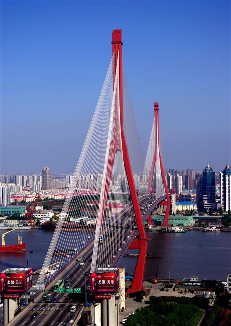 今天他32岁生日,浦江C位依旧顶流