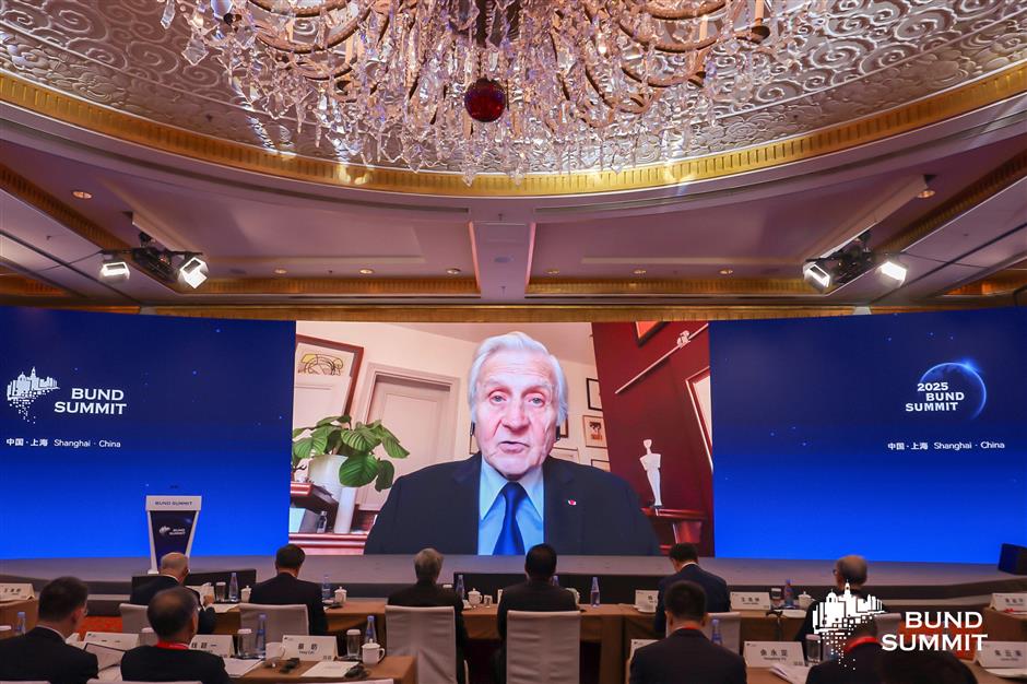 AI, Trade and Trust Define Global Finance Debate at Summit