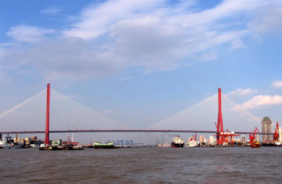 今天他32岁生日,浦江C位依旧顶流