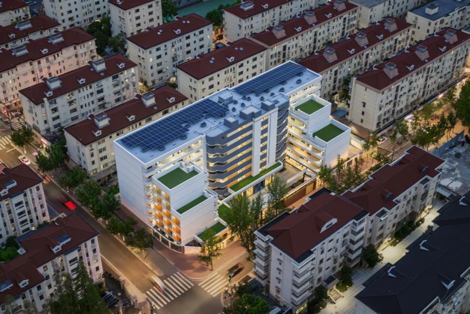 Shanghai Says Good Riddance to the Chamber Pot