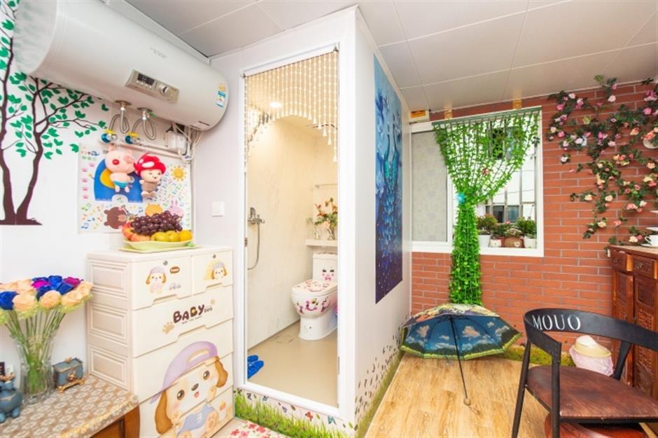 Shanghai Says Good Riddance to the Chamber Pot