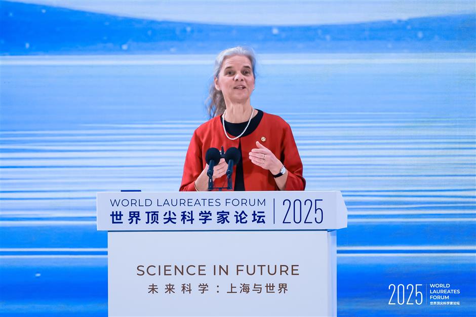 Science Begins with Curiosity: 2025 World Laureates Forum Opens in Shanghai