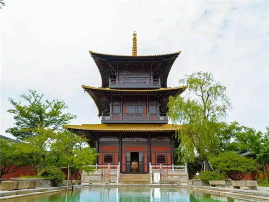 秋日限定:一半花海浪漫,一半园林诗意,再添登高寻韵