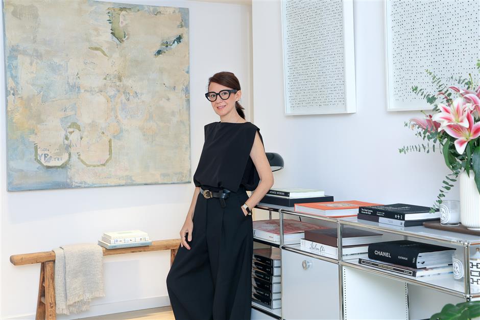 A Home Woven from Journeys, Art and Quiet Beauty