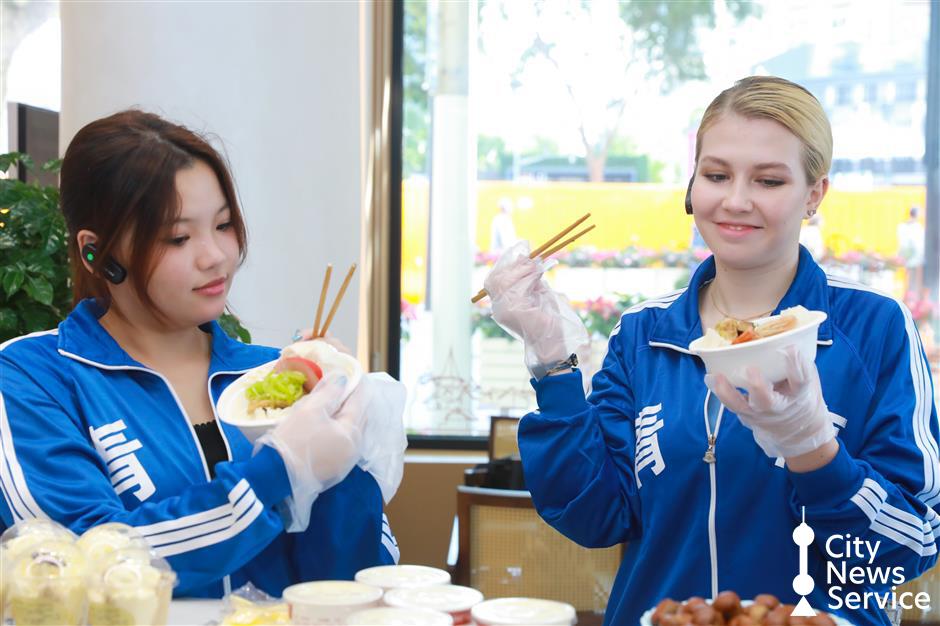 International Students Decode Urban Transformation in 'Chill in My Jing'an'