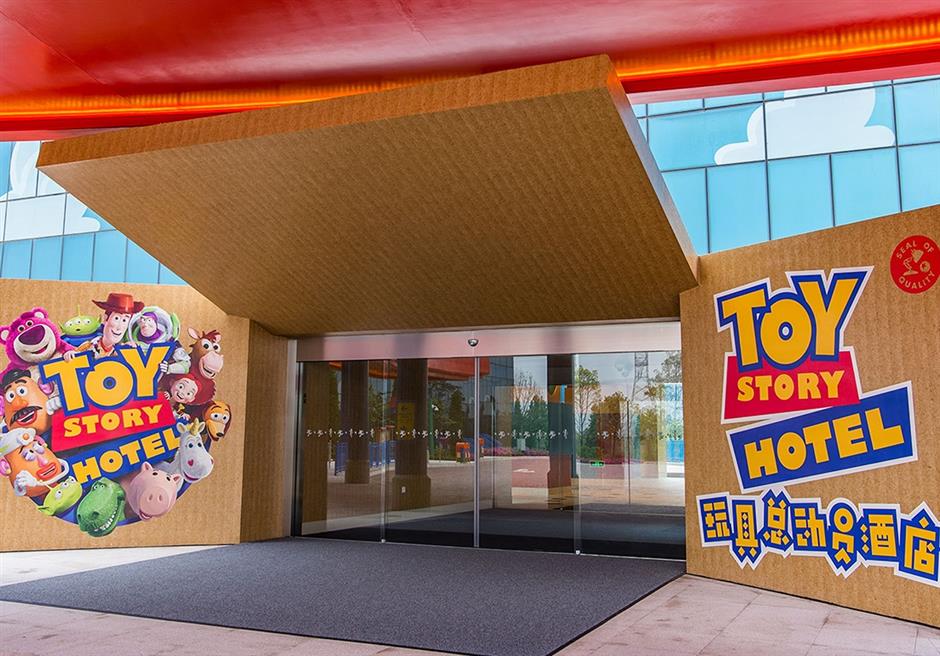 Shanghai Disney Resort Plans Fourth Themed Hotel