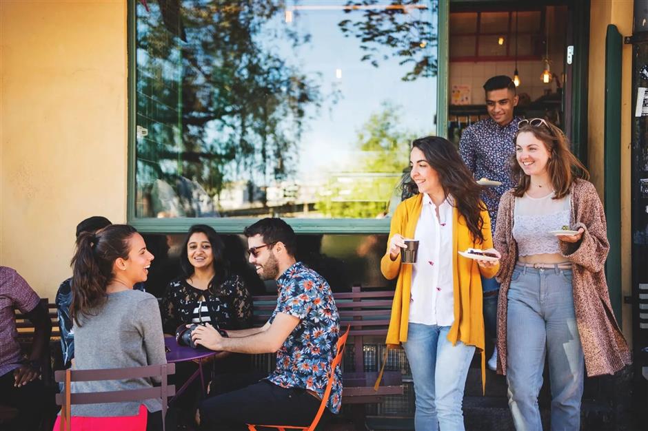 Six CIIE Guest Countries of Honor Showcase Unique Strengths, Deepen Cooperation with China