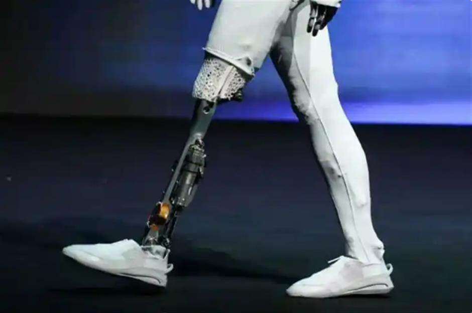 Too Human to Be a Robot: XPeng's IRON Sparks Online Debate