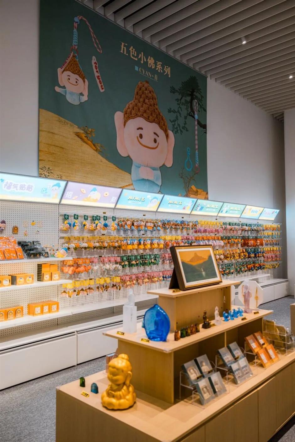 1500年石窟「搬」進石庫門,上海這個弄堂太絕了!