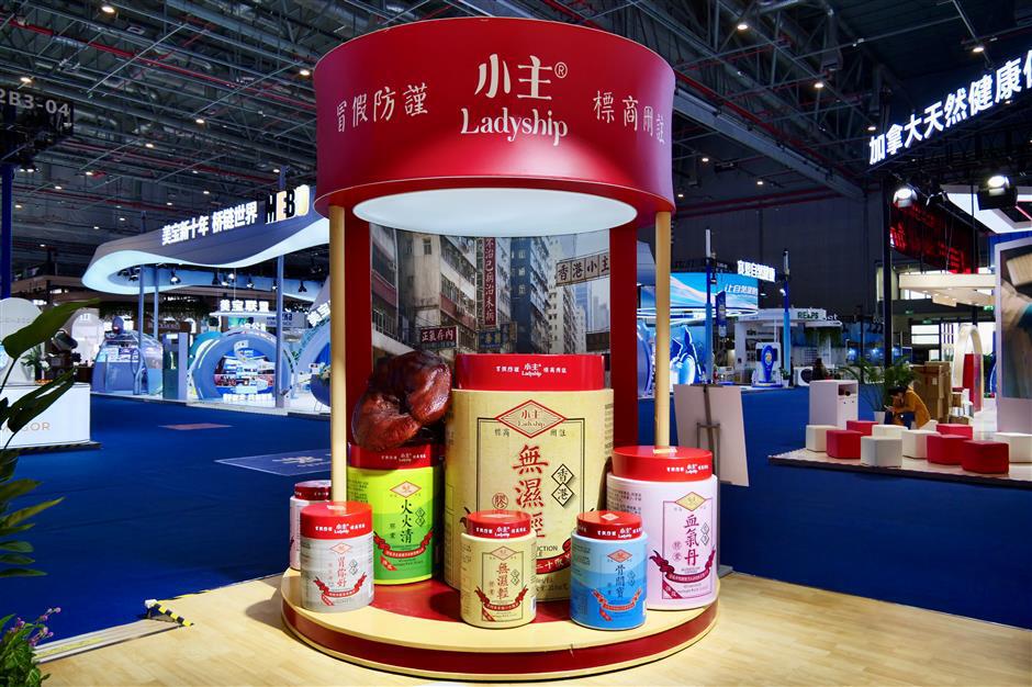 Can Hot Pot Season Be Weight-Gain Free? CIIE Shows How