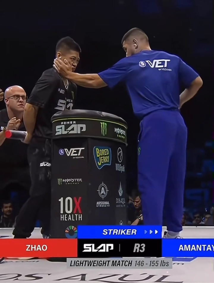 The Slap Heard Across China: Zhao Honggang's Painful Rise to Fame