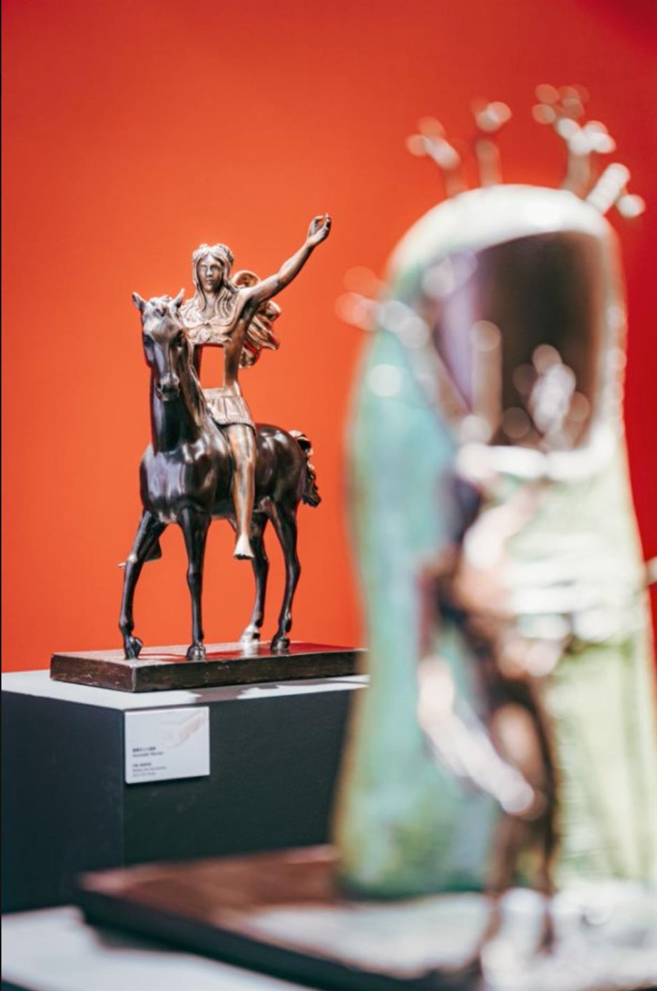 首次全面对公众开放!155件作品,达利空降百年外滩地标!