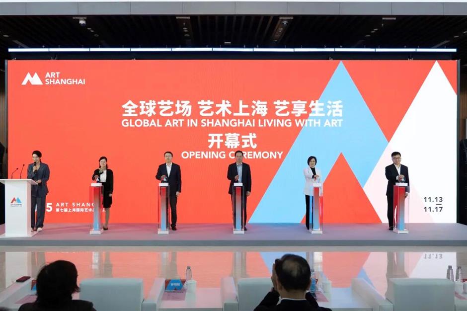 全球艺场 艺术上海 艺享生活!第七届上海国际艺术品交易周艺彩绽放