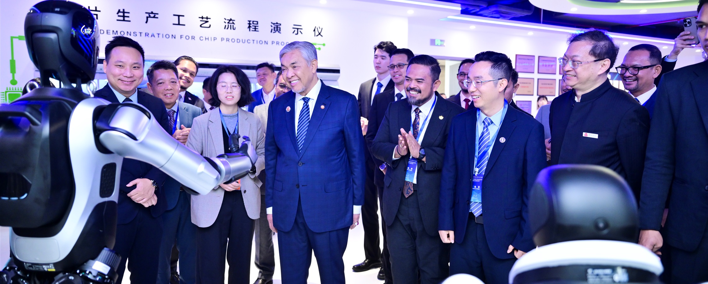 Malaysian Deputy PM Lauds China-Malaysia Industry-Education Cooperation at Shanghai Forum