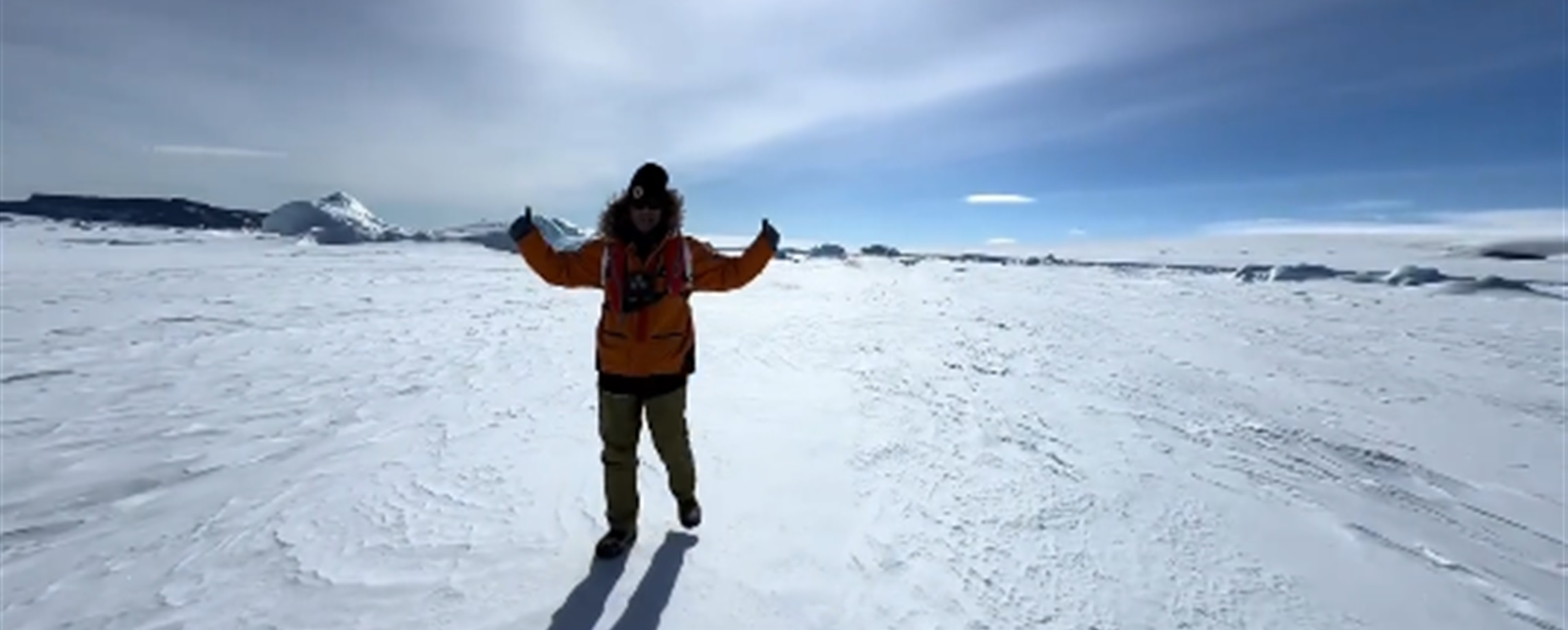 Yu Minhong's Antarctic Letter Sparks Employee Backlash