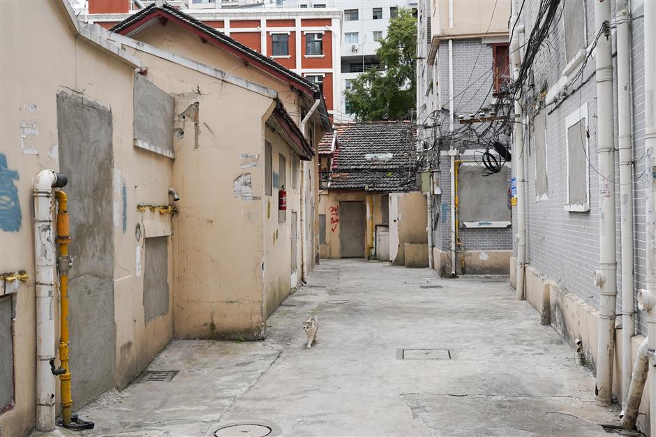 From Chamber Pots to Modern Comfort: Shanghai Residents Say Goodbye to a Century of Carrying the Pot