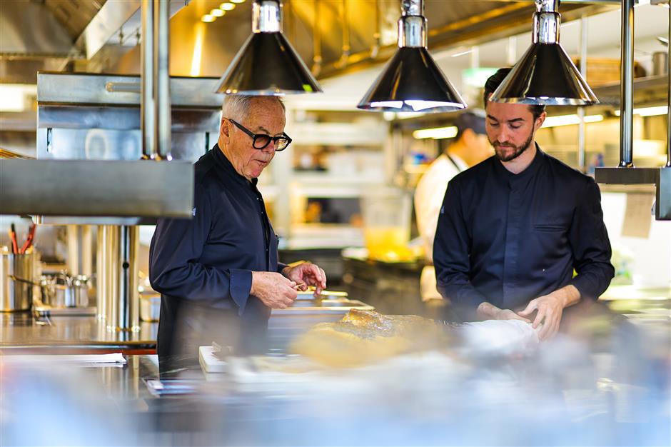 [Empire Builders] Wolfgang Puck, Failing in Shanghai & Returning