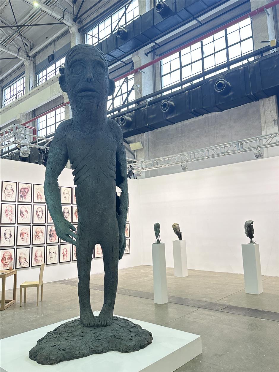 China's Art Market Surges on New Capital and Shifting Tastes, But Lacks Critical Foundation