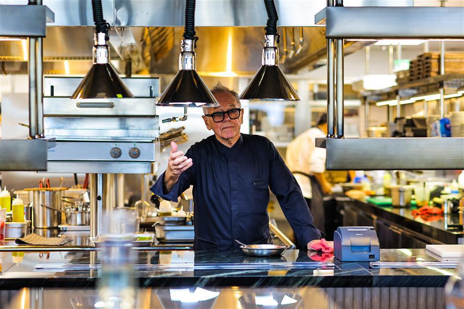 [Empire Builders] Wolfgang Puck, Failing in Shanghai & Returning