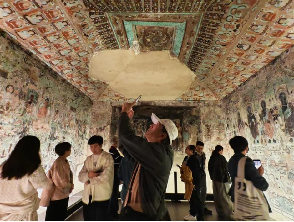 九色鹿壁画终于来到上海!220窟也不是微缩版!这次