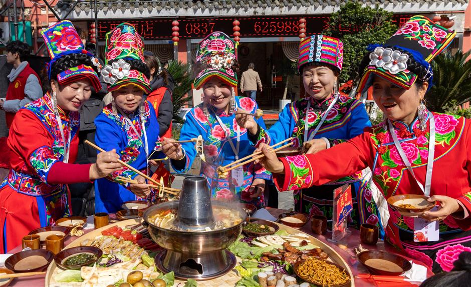 From Torchlight to Long Tables: The Qiang People Welcome Their Most Important Day