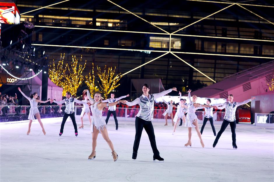 GATE M Dream Center Waterfront Carnival Is Open