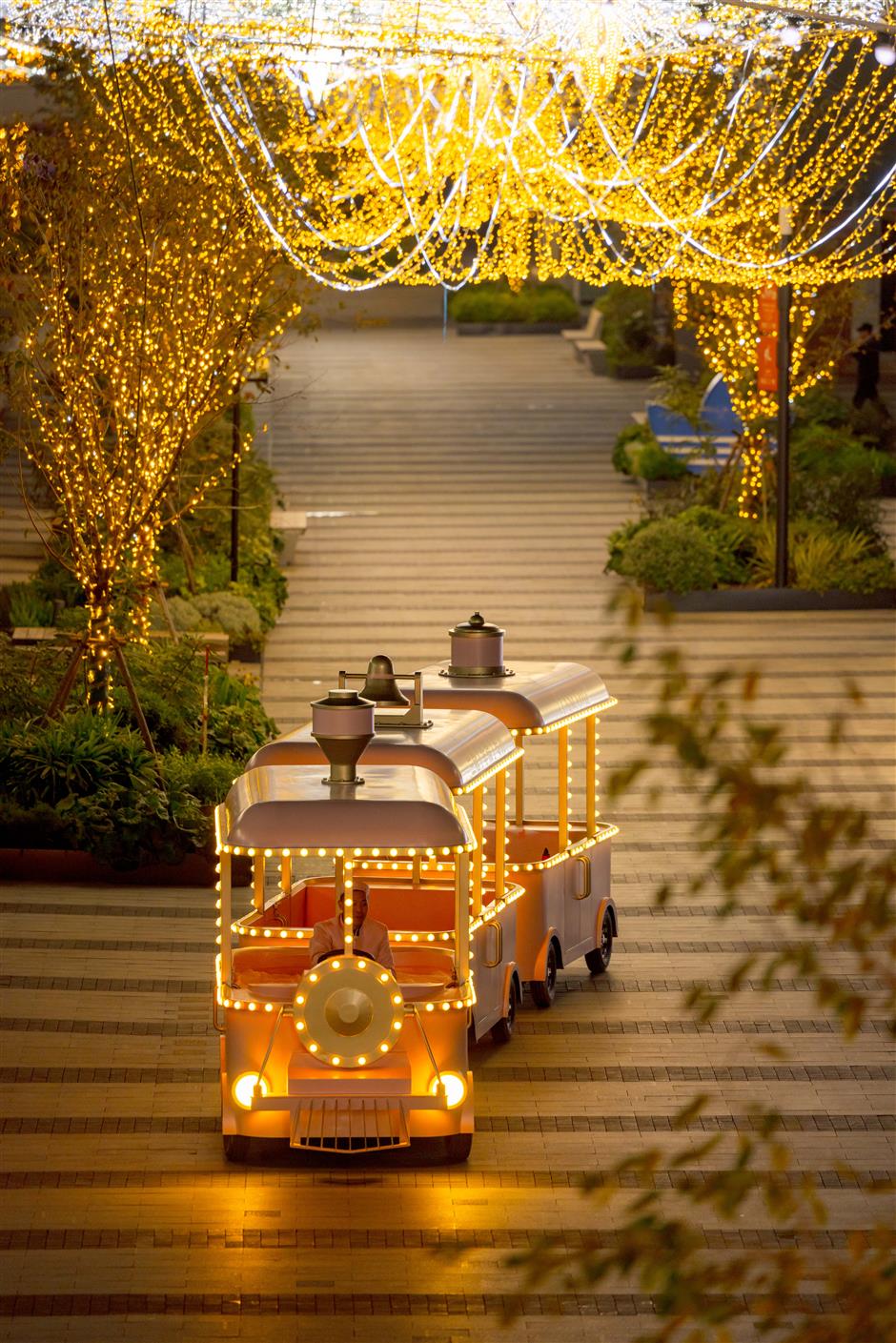 GATE M Dream Center Waterfront Carnival Is Open