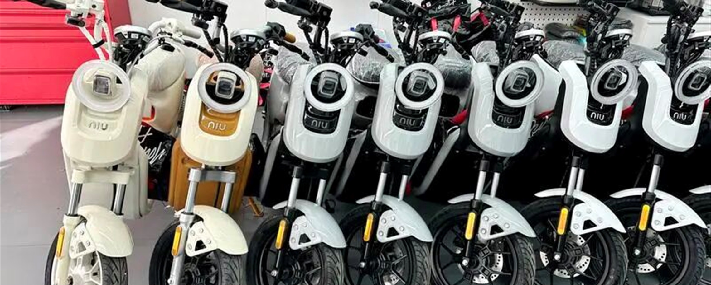 'Too Slow!' Shanghai Riders Rush to Register Old E-Bikes Before Rule Change