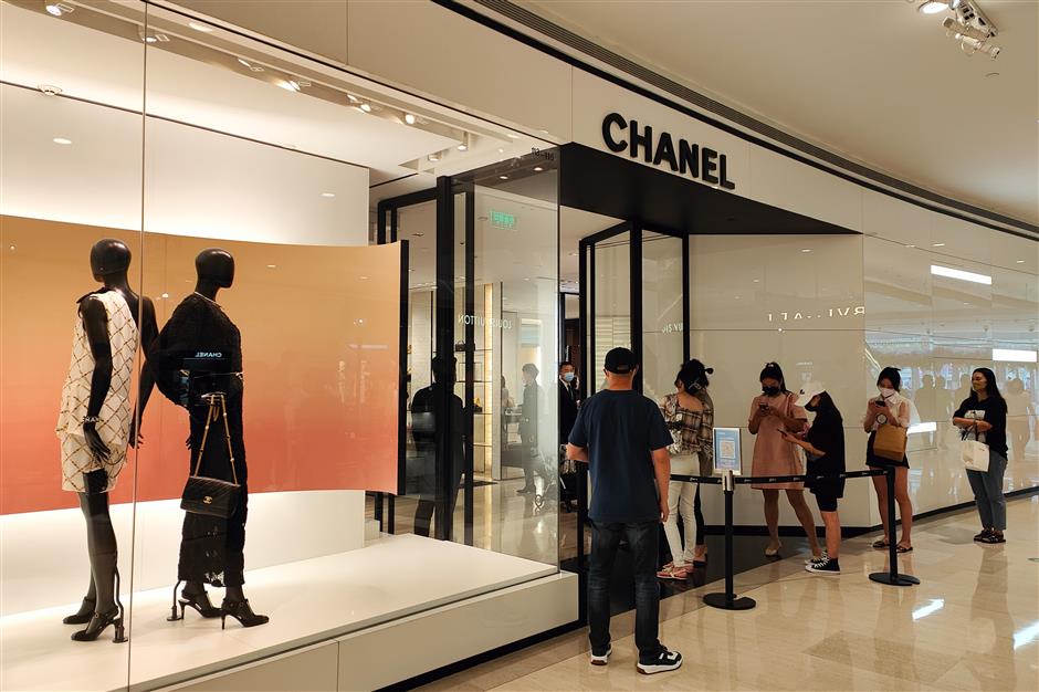 [Hai Streets] Did You Know You Can Shop Duty Free on Nanjing Road?